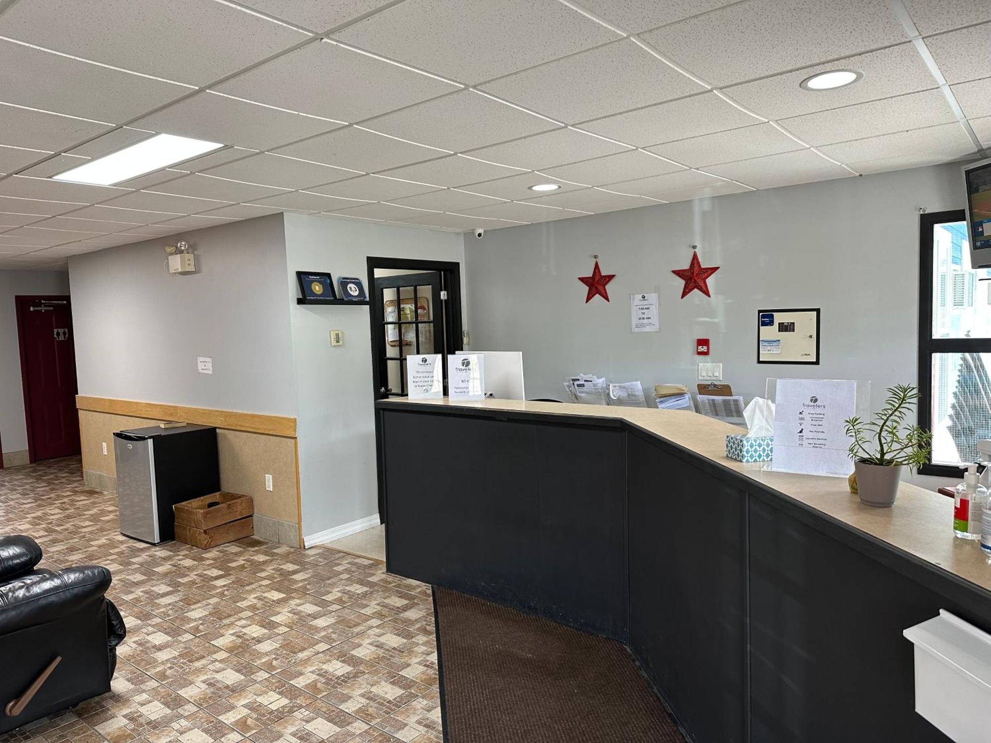 Waasis Travellers Inn Fredericton Nb מראה חיצוני תמונה